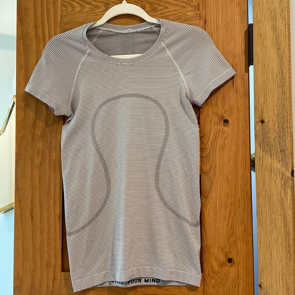 Swiftly tech short sleeve shirt